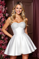 Load image into Gallery viewer, Sparkly White A Line Sweetheart Short Beaded Homecoming Dress