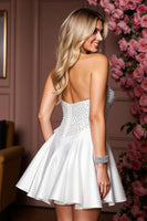 Load image into Gallery viewer, Sparkly White A Line Sweetheart Short Beaded Homecoming Dress