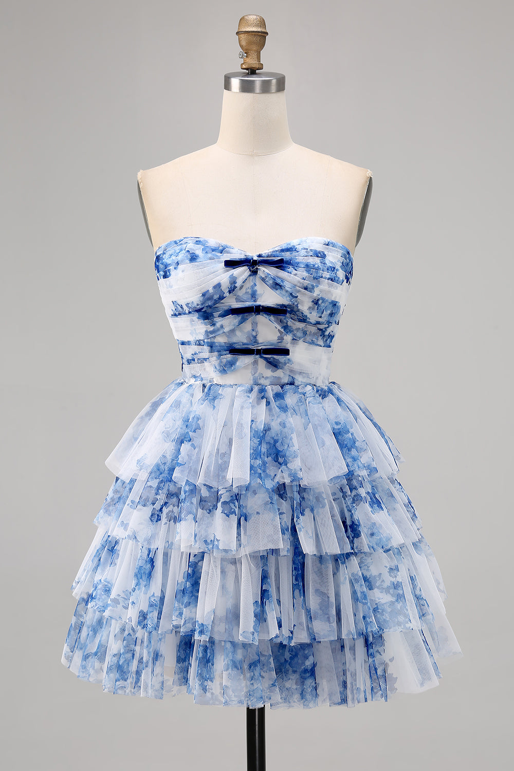 White and Blue Floral Sweetheart Short Ruffled Homecoming Dress with Bows