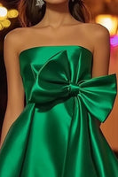 Load image into Gallery viewer, Short Strapless Green Satin Homecoming Dress with Bow