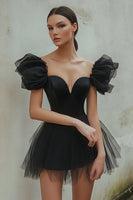 Load image into Gallery viewer, Black Short Tulle A Line Homecoming Dress with Sleeves