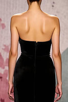 Load image into Gallery viewer, Simple Black Velvet Mermaid Strapless Long Evening Dress