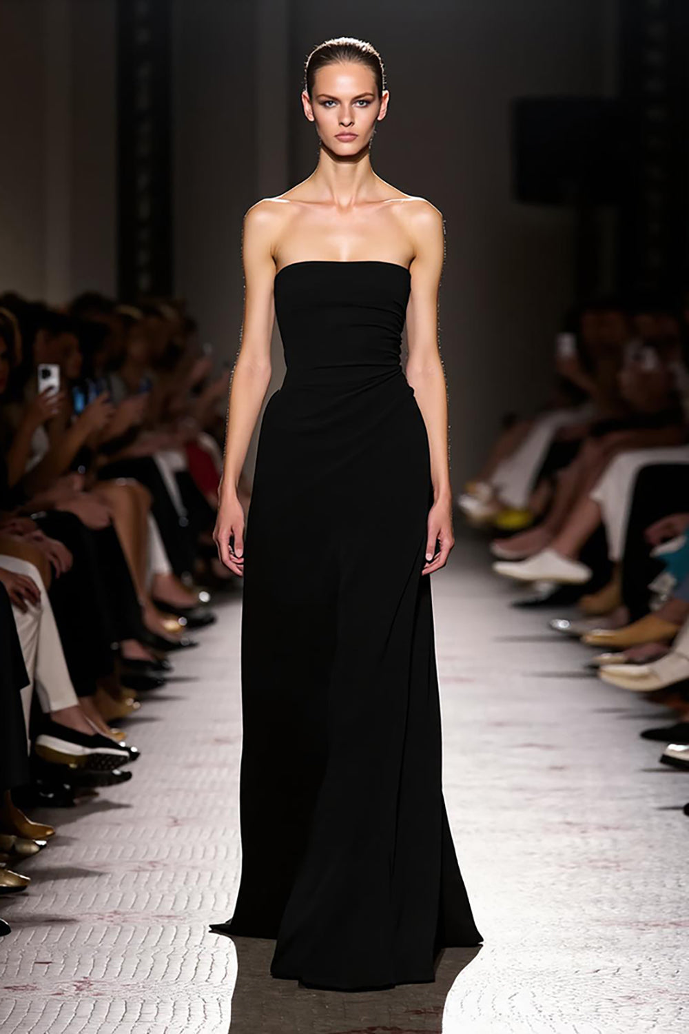 Simple Sheath Black Strapless Long Evening Dress