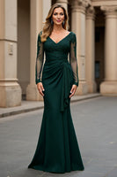 Load image into Gallery viewer, Navy Mermaid V-Neck Maxi Mother of the Bride Dress with Appliques