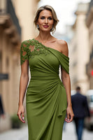 Load image into Gallery viewer, Plus Size Black One Shoulder Ruched Sheath Long Mother of the Bride Dress with Appliques