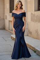 Load image into Gallery viewer, Mermaid Navy Ruched Long Mother of the Bride Dress with Ruffles