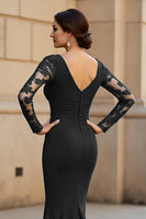 Load image into Gallery viewer, Black Mermaid Ruffled V-Neck Long Mother of the Bride Dress with Lace