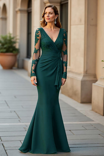 Black Mermaid Ruffled V-Neck Long Mother of the Bride Dress with Lace