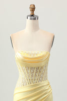 Load image into Gallery viewer, Yellow Tight Strapless Short Corset Homecoming Dress with Lace