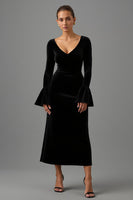 Load image into Gallery viewer, Black Sheath Velvet V Neck Long Formal Dress with Sleeves