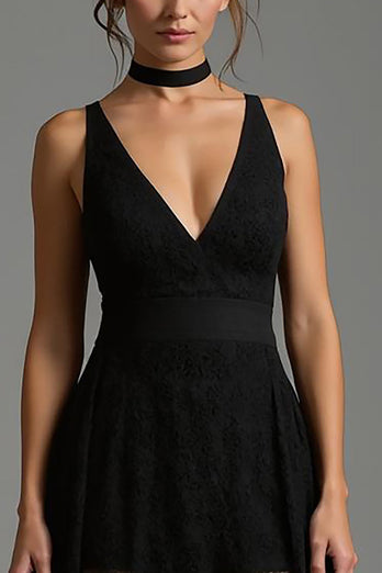 Black V-Neck A Line Lace Long Formal Dress