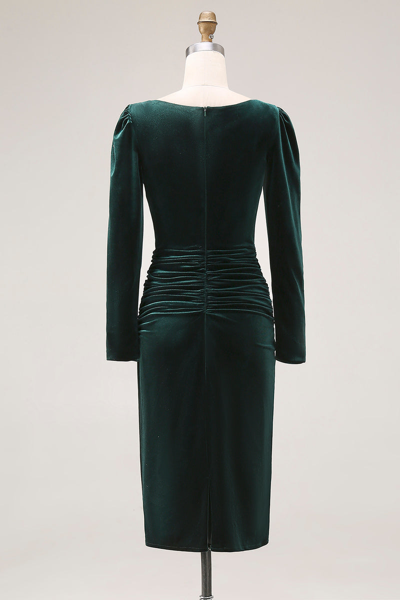 Load image into Gallery viewer, Dark Green Bodycon Velvet Boat Neck Midi Holiday Party Dress with Sleeves
