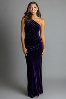 Load image into Gallery viewer, Plum Mermaid One Shoulder Velvet Ruched Long Holiday Party Dress