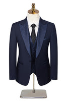 Load image into Gallery viewer, 3 Piece Ivory One Button Prom Homecoming Men&#39;s Suits with Pockets