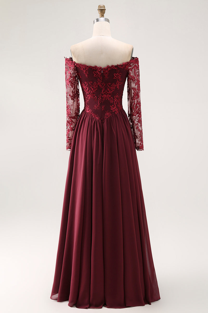 Load image into Gallery viewer, Plum Chiffon A Line Long Sleeves Mother of the Bride Dress with Lace