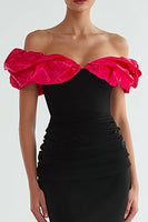 Load image into Gallery viewer, Black and Fuchsia Off the Shoulder Mermaid Long Formal Dress