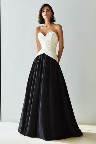 Simple Black and White Patchwork Sweetheart A Line Pleated Long Formal Dress