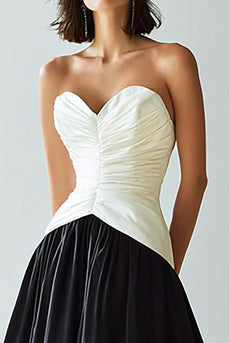 Simple Black and White Patchwork Sweetheart A Line Pleated Long Formal Dress