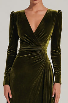 Olive Velvet Sheath V-Neck Long Sleeves Holiday Party Dress