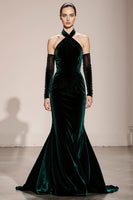 Load image into Gallery viewer, Dark Green Velvet Halter Mermaid Backless Long Formal Dress