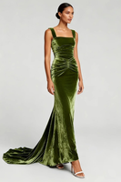 Load image into Gallery viewer, Simple Olive Velvet Mermaid Ruched Long Formal Dress