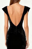 Load image into Gallery viewer, Simple Black Ruched Mermaid Velvet Long Formal Dress with Slit