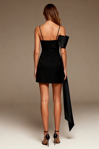 Black Spaghetti Straps Bodycon Short Cocktail Dress with Side Cape