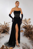 Load image into Gallery viewer, Black Velvet Sheath Ruched Strapless Long Corset Holiday Party Dress with Slit