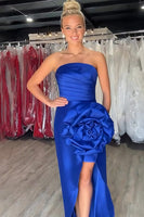 Load image into Gallery viewer, Royal Blue Satin Sheath Strapless Long Prom Dress with 3D Flower