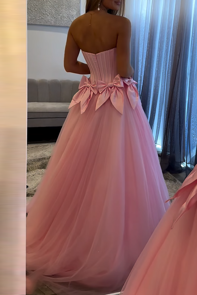 Load image into Gallery viewer, Pink Tulle Strapless Corset Ball Gown Maxi Prom Dress with Bow