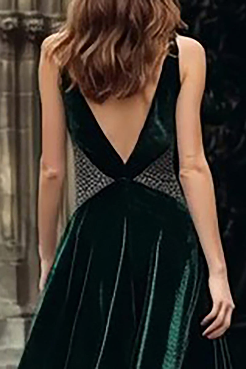 Load image into Gallery viewer, Sparkly Dark Green Velvet Beaded Long Holiday Party Dress