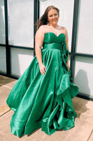 Load image into Gallery viewer, Sparkly Green Ruffled Strapless Long Prom Dress Belt Not Inclued