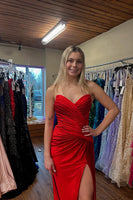 Load image into Gallery viewer, Red Sweetheart Ruched Sheath Long Prom Dress