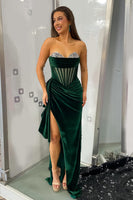 Load image into Gallery viewer, Sparkly Dark Green Velvet Sheath Long Corset Prom Dress with Slit