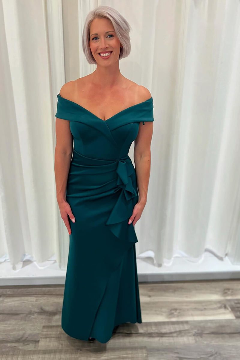 Load image into Gallery viewer, Dark Green Off the Shoulder Mermaid Long Mother of the Bride Dress with Sash