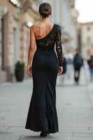 Load image into Gallery viewer, Black One Shoulder Long Mermaid Mother of the Bride Dress with Lace