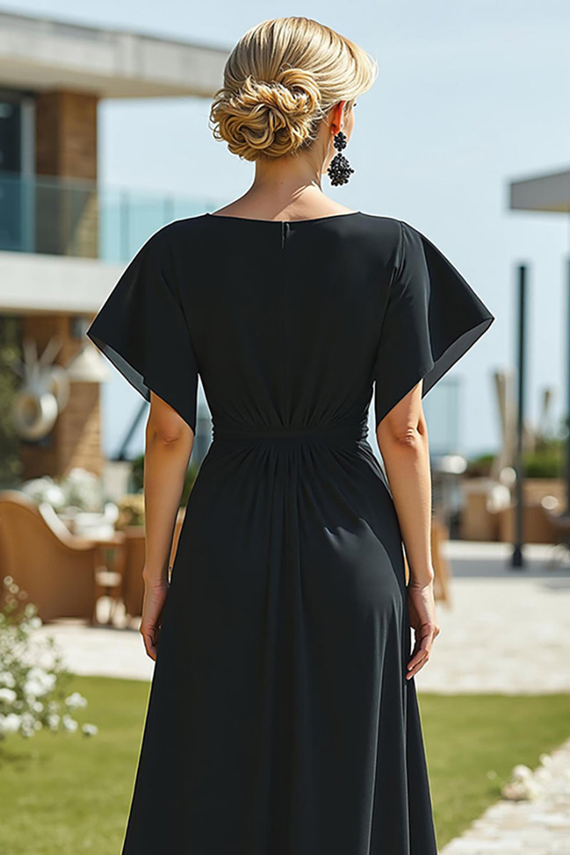 Load image into Gallery viewer, Black Bateau Neck Sheath Long Mother of the Bride Dress