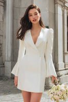 Load image into Gallery viewer, Ivory Flare Sleeves Shawl Lapel Bodycon Short Blazer Wedding Dress