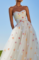 Load image into Gallery viewer, White Floral Tulle A Line Strapless Long Prom Dress