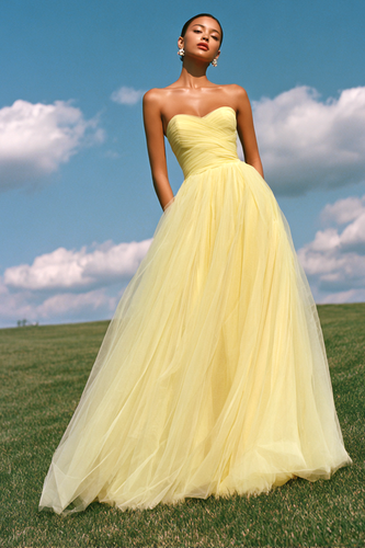 Light Yellow Tulle Princess Sweetheart Long Prom Dress