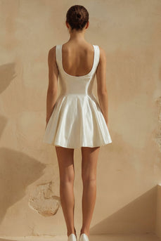 White A Line Scoop Neck Satin Short Graduation Dress