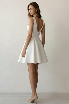 White V Neck A Line Short Graduation Dress
