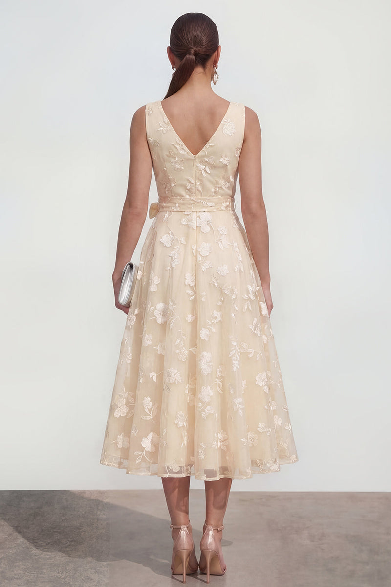 Load image into Gallery viewer, Blue V-Neck A Line Floral Ruched Maxi Formal Dress with Bow