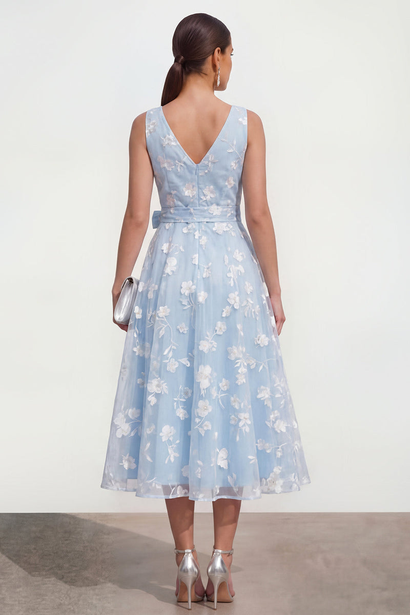 Load image into Gallery viewer, Blue V-Neck A Line Floral Ruched Maxi Formal Dress with Bow