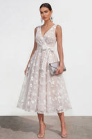 Load image into Gallery viewer, Blue V-Neck A Line Floral Ruched Maxi Formal Dress with Bow
