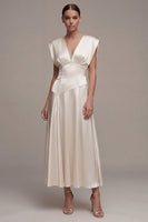 Load image into Gallery viewer, Simple Ivory A Line V-Neck Maxi Beach Bridal Shower Dress