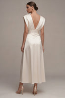 Load image into Gallery viewer, Simple Ivory A Line V-Neck Maxi Beach Bridal Shower Dress