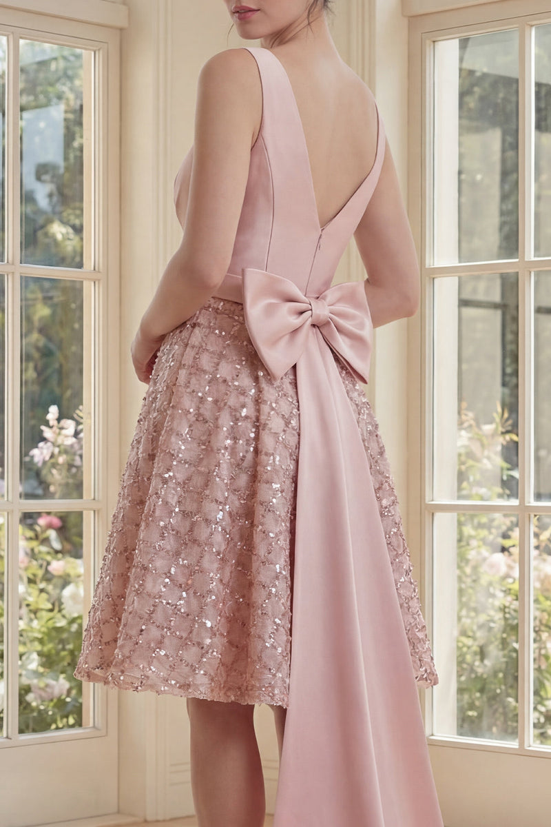 Load image into Gallery viewer, Sparkly Blush V-Neck A Line Short Sequin Ruched Homecoming Dress with Bow