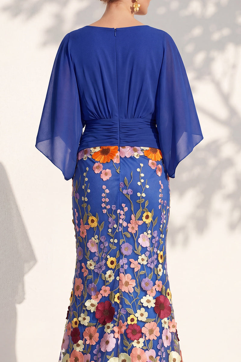 Load image into Gallery viewer, Champagne Floral Mermaid V-Neck Long Mother of the Bride Dress with Sleeves