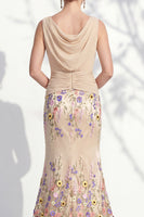 Load image into Gallery viewer, Green Floral Boat Neck Ruched Mermaid Long Mother of the Bride Dress